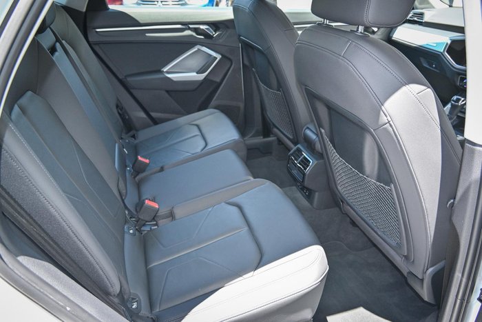 2020 Audi Q3 35 TFSI S line