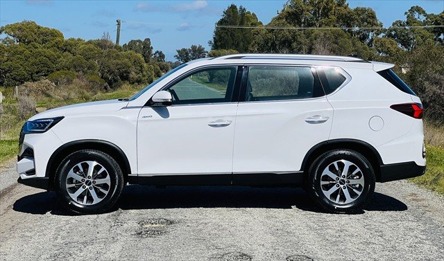 2025 KGM Rexton ELX
