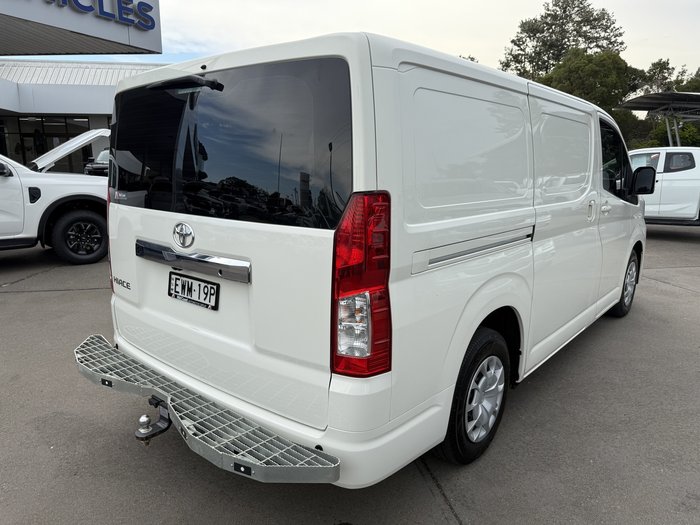 2022 Toyota Hiace LWB