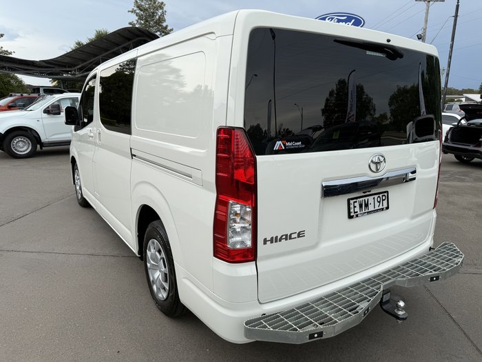 2022 Toyota Hiace LWB