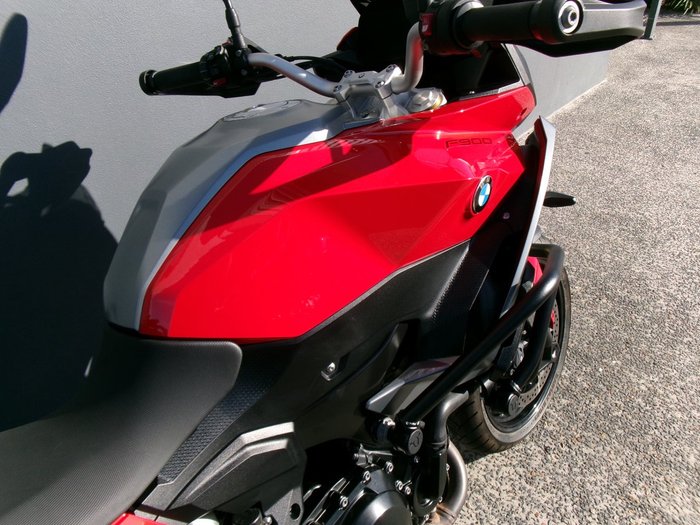 2021 BMW Motorrad F 900 XR TOUR RACING RED