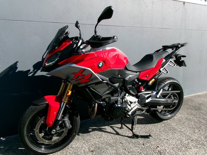 2021 BMW Motorrad F 900 XR TOUR RACING RED