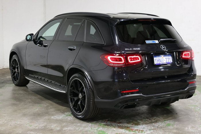 2021 Mercedes-Benz GLC-Class GLC300