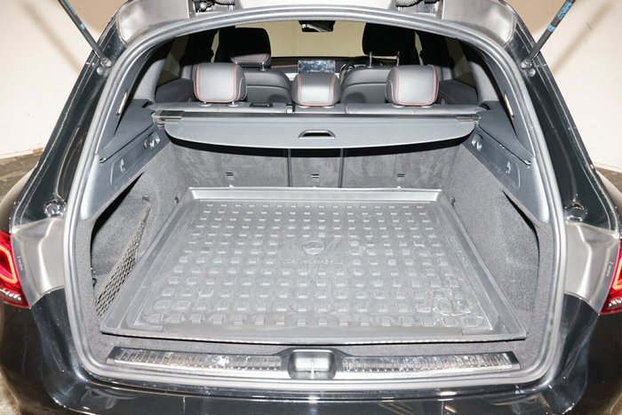 2021 Mercedes-Benz GLC-Class GLC300