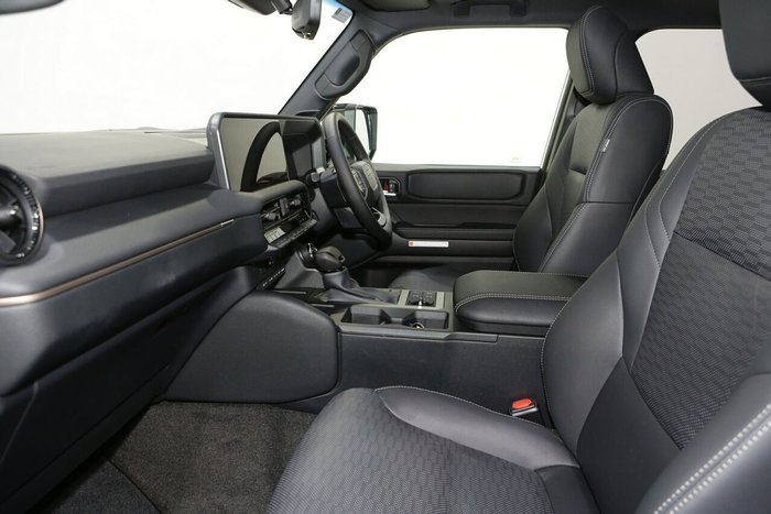 2025 Toyota Landcruiser Prado Altitude