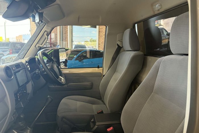 2025 Toyota Landcruiser GXL