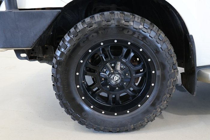 2018 Nissan Navara RX