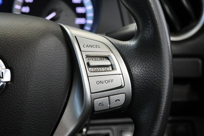 2018 Nissan Navara RX