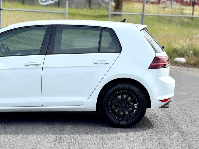 2013 Volkswagen Golf 110TDI Highline 7 Pure White
