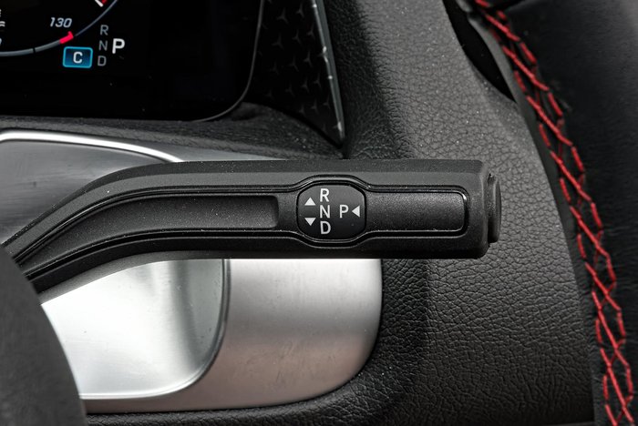 2024 Mercedes-Benz GLB-Class GLB200