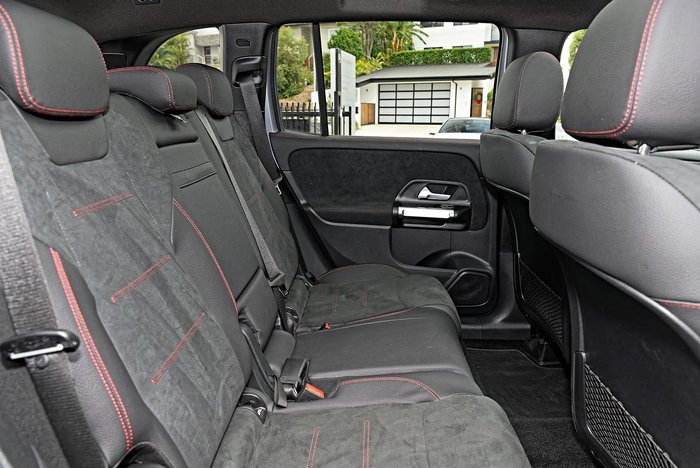 2024 Mercedes-Benz GLB-Class GLB200