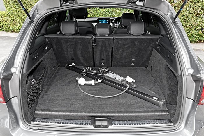 2020 Mercedes-Benz GLC-Class GLC300 e