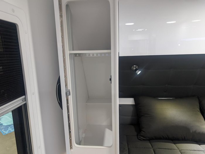 2026 Supreme My26 Classic Tourer 2000_R_K1e1_T