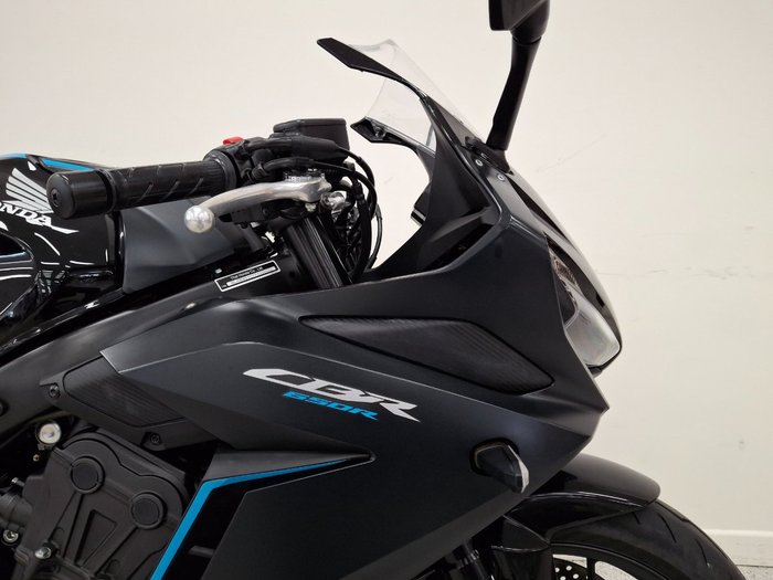 2023 Honda CBR650R Black