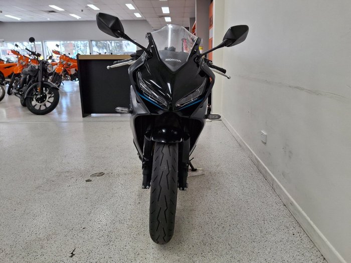 2023 Honda CBR650R Black