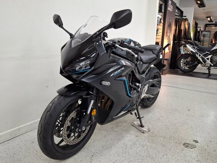 2023 Honda CBR650R Black