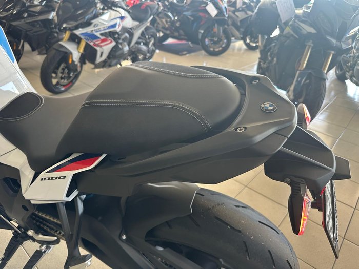 2025 BMW M 1000 XR M 1000 White
