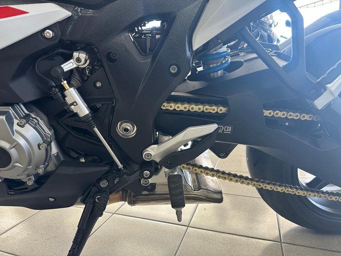 2025 BMW M 1000 XR M 1000 White