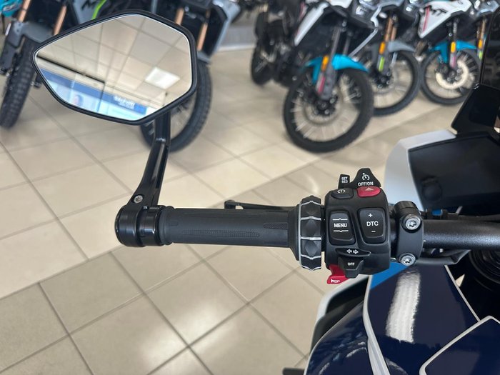 2025 BMW M 1000 XR M 1000 White