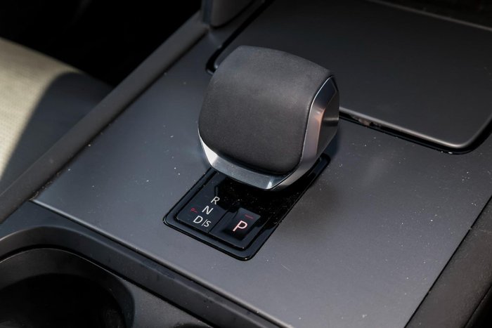 2024 Land Rover Discovery Sport P250 Dynamic SE