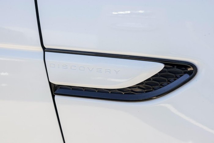 2024 Land Rover Discovery Sport P250 Dynamic SE