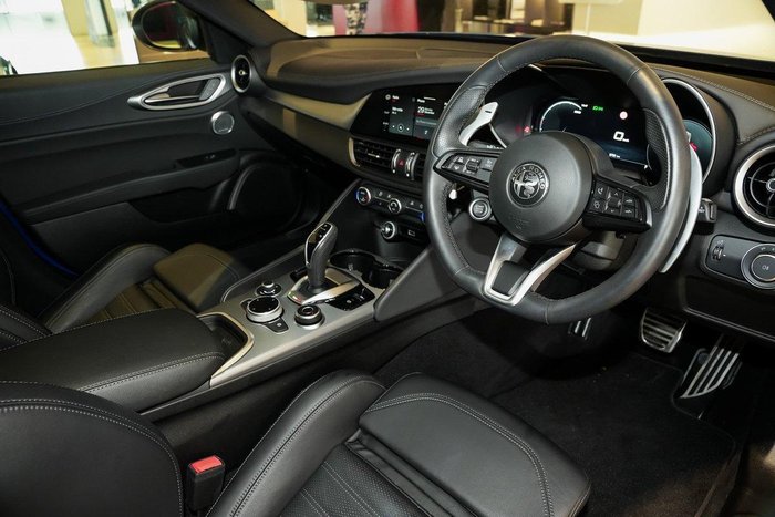 2023 Alfa Romeo Giulia Veloce