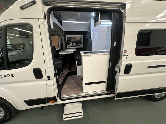 2025 Avida Escape