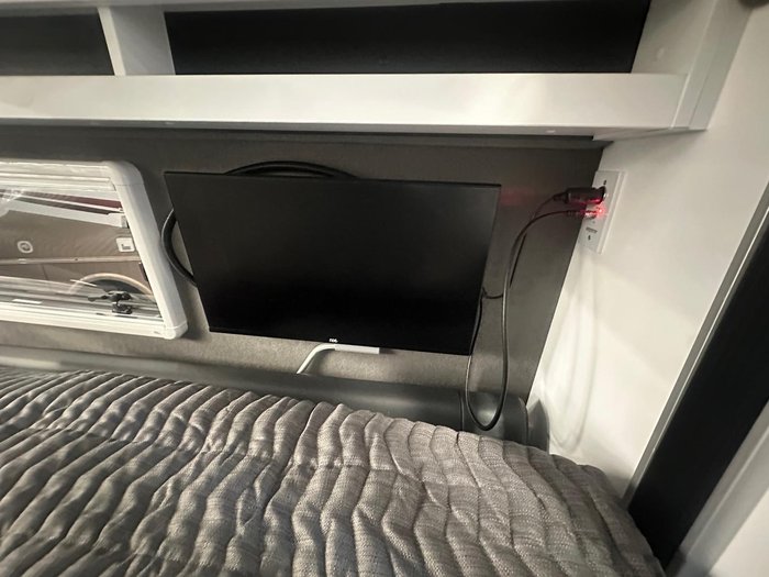 2025 Avida Escape