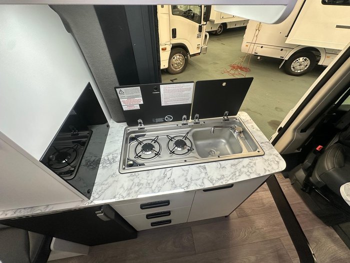 2025 Avida Escape