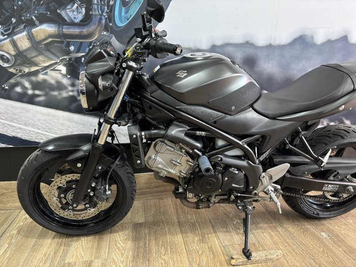 2016 Suzuki SV650UA (LAMS, ABS) Black