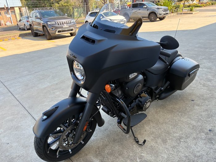 2023 Indian CHIEFTAIN DARK HORSE