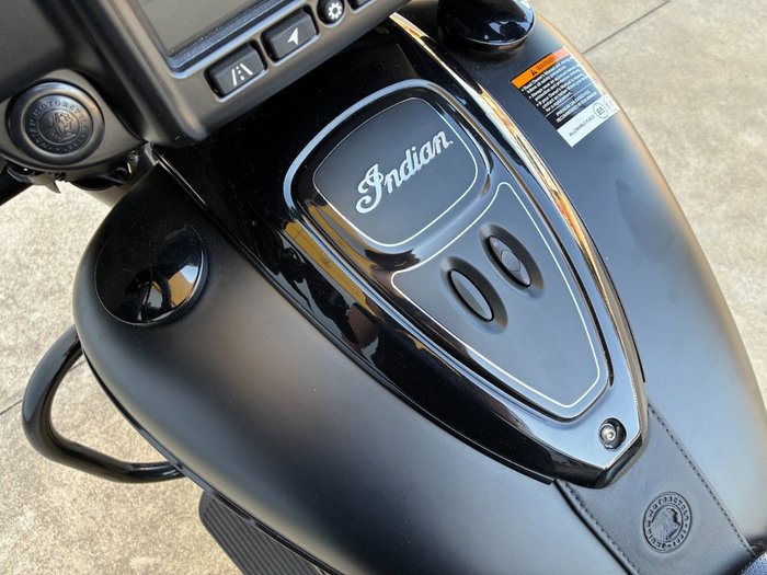 2023 Indian CHIEFTAIN DARK HORSE