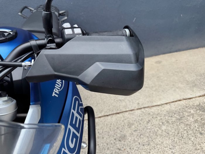 2018 Triumph TIGER 800 XCA BLUE