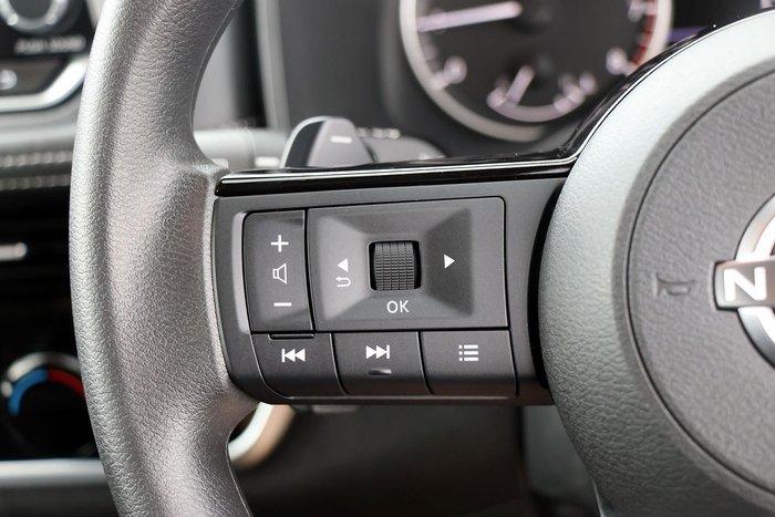 2025 Nissan X-TRAIL ST