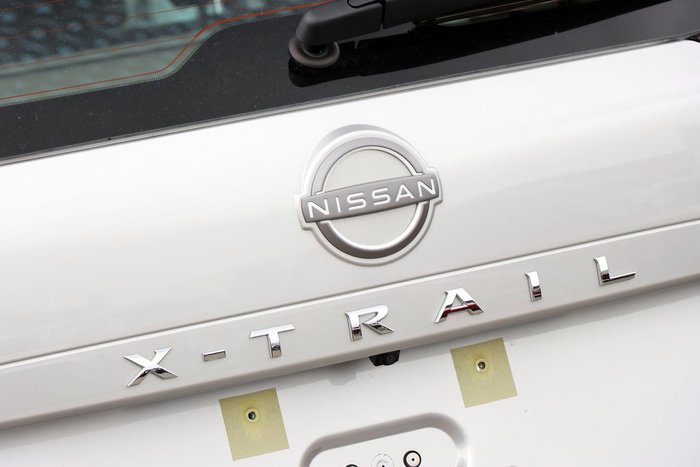 2025 Nissan X-TRAIL ST