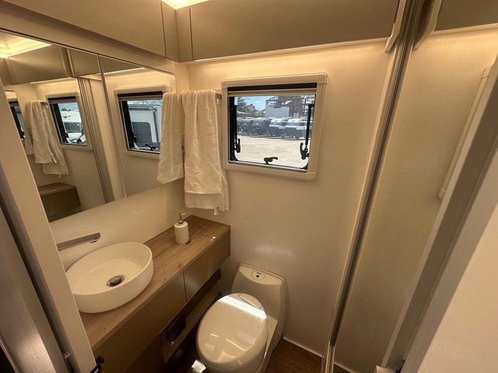 2025 New Age Caravans Road Owl 19 My26 Expedition