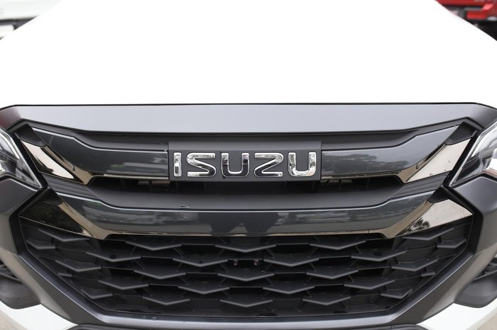 2025 Isuzu D-MAX X-TERRAIN