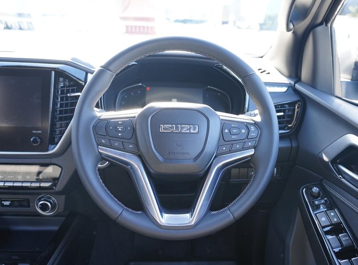 2025 Isuzu D-MAX LS-U