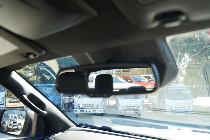 2025 Isuzu D-MAX LS-U