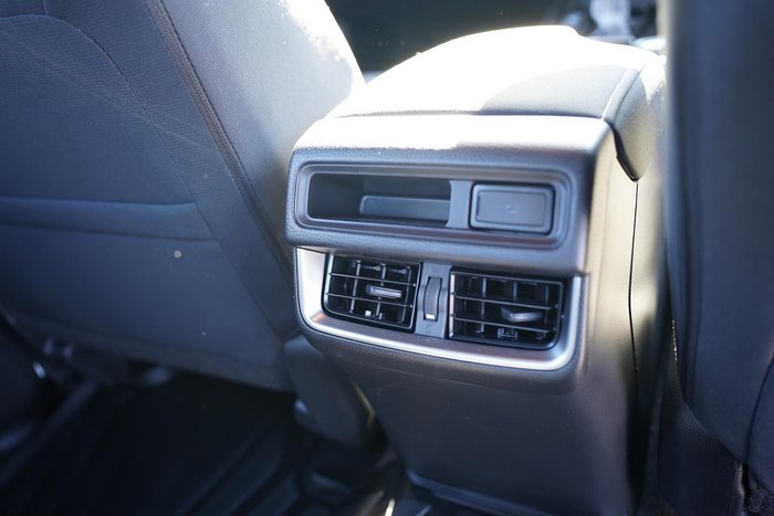 2025 Isuzu D-MAX LS-U