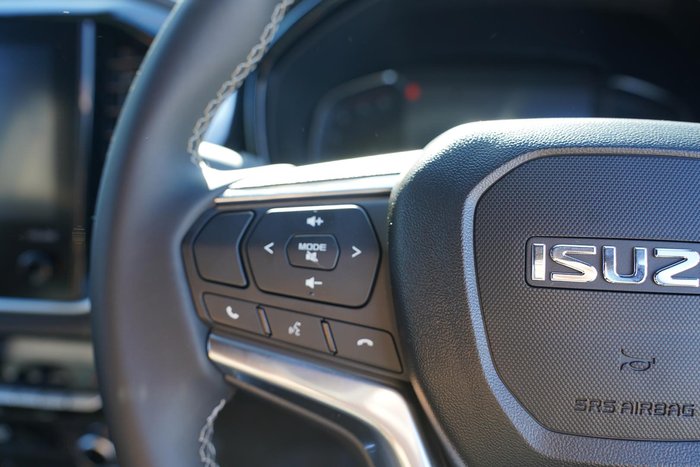 2025 Isuzu D-MAX LS-U