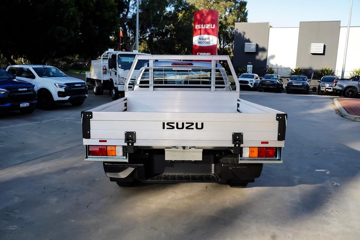 2025 Isuzu D-MAX SX