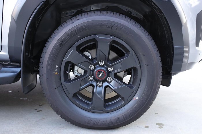 2025 Isuzu D-MAX X-TERRAIN