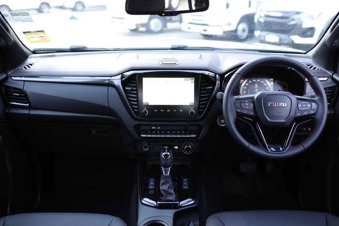 2025 Isuzu D-MAX X-TERRAIN