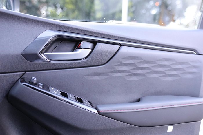 2025 Isuzu D-MAX X-TERRAIN