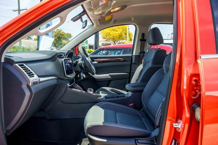 2024 LDV T60 Max LUXE SK8C MY23 4X4 Dual Range Maple Leaf Orange