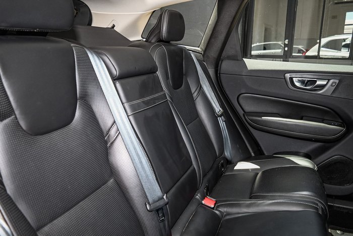 2020 Volvo XC60 D4 Inscription