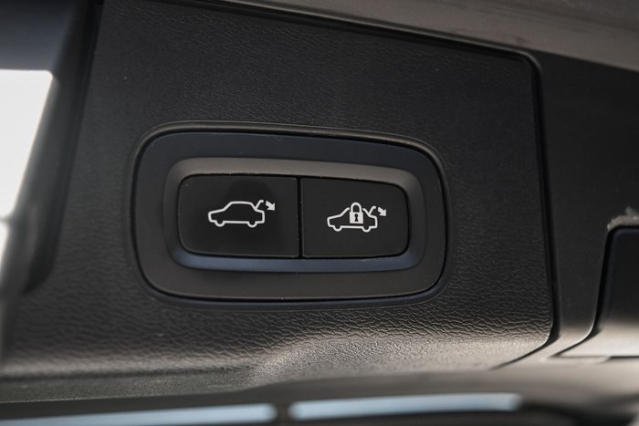 2020 Volvo XC60 D4 Inscription