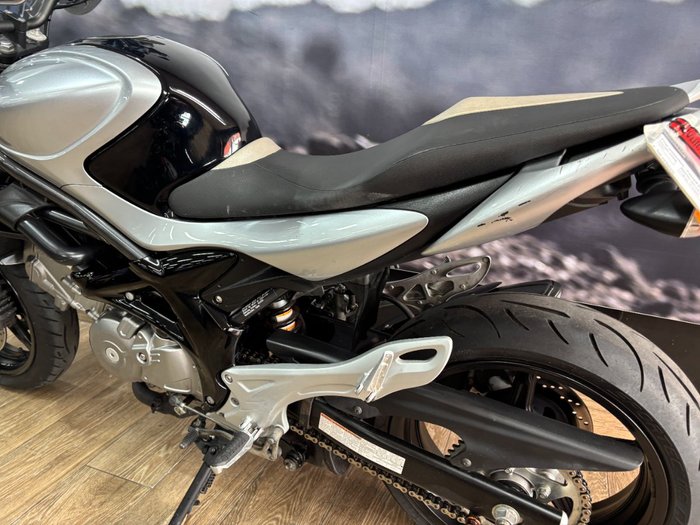 2010 Suzuki SFV650 GLADIUS Black