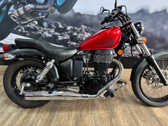 2021 Suzuki BOULEVARD S40 (LS650B) RED